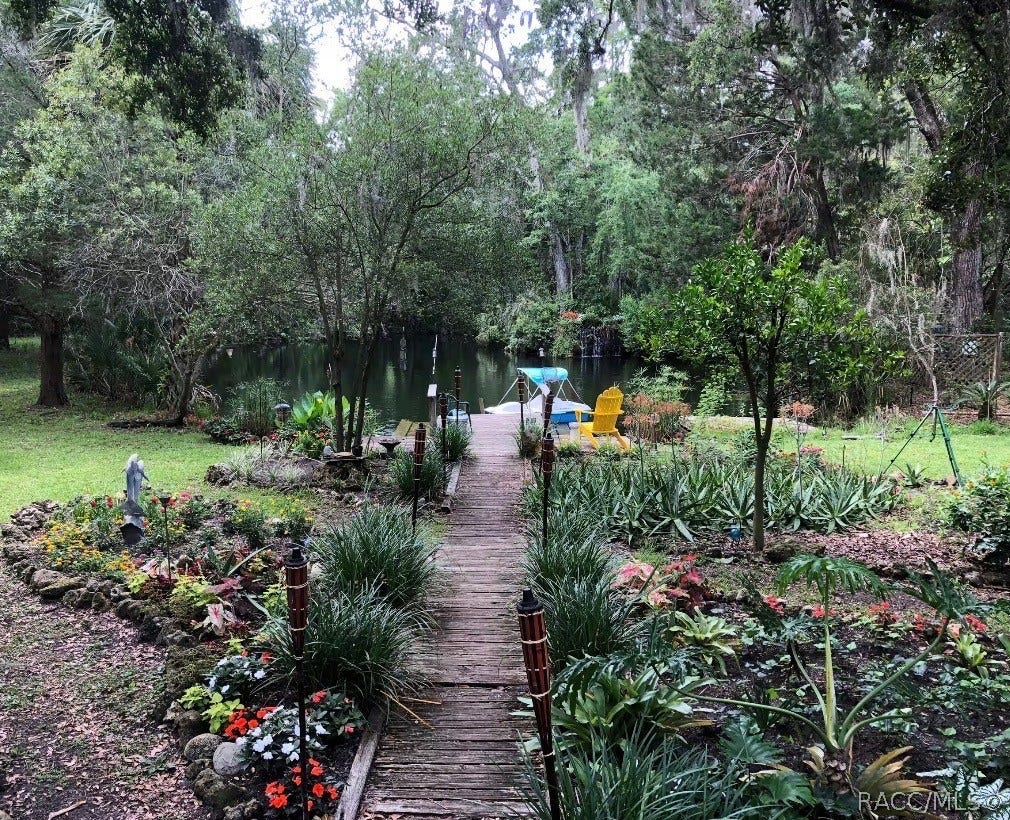398 S Winterset Avenue, Crystal River, FL 34429 398 S Winterset Avenue, Crystal River, FL 34429