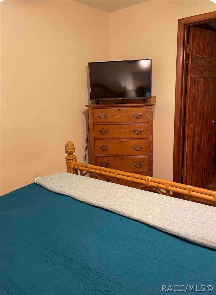 398 S Winterset Avenue, Crystal River, FL 34429 398 S Winterset Avenue, Crystal River, FL 34429