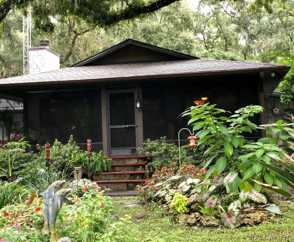 398 S Winterset Avenue, Crystal River, FL 34429 398 S Winterset Avenue, Crystal River, FL 34429