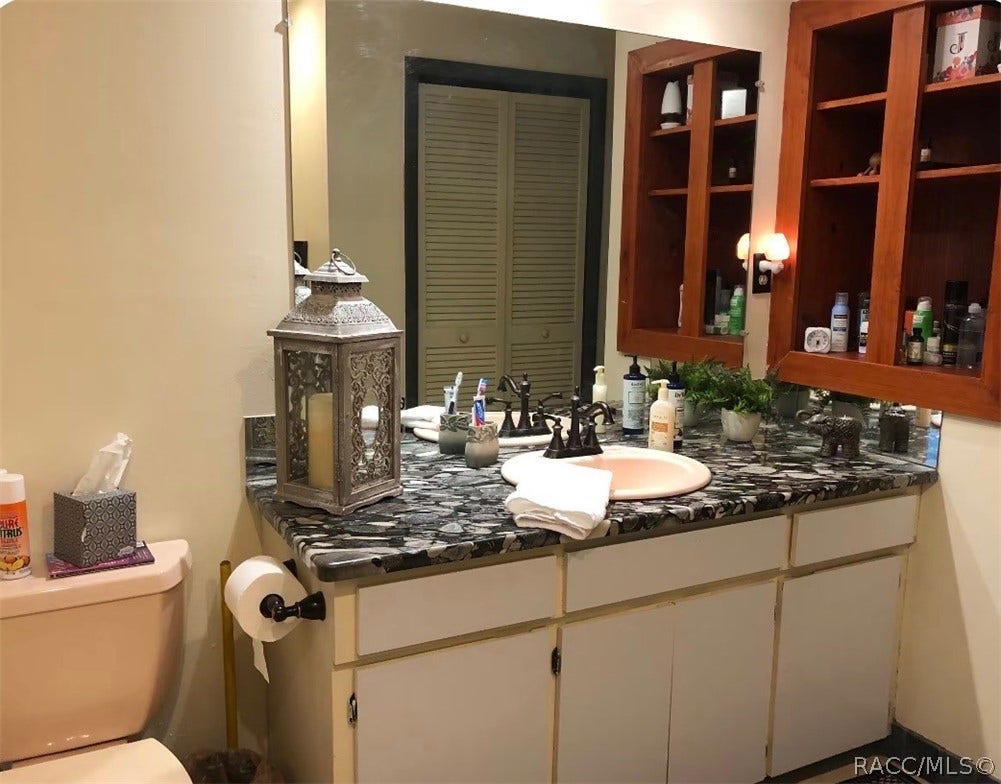398 S Winterset Avenue, Crystal River, FL 34429 398 S Winterset Avenue, Crystal River, FL 34429