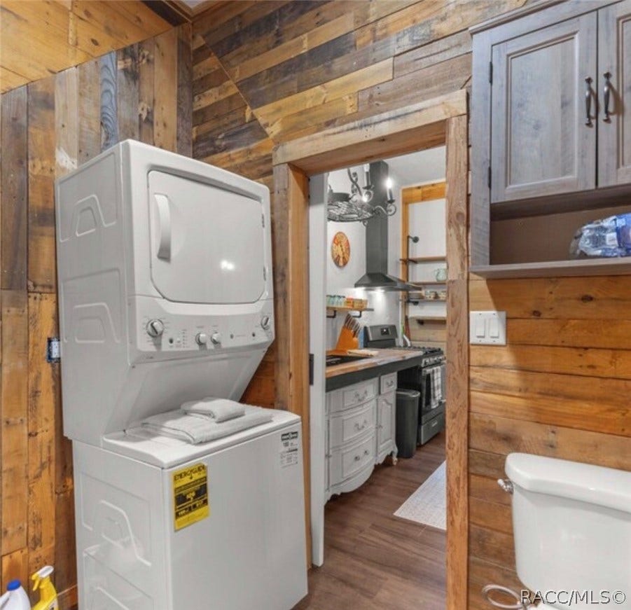 398 S Winterset Avenue, Crystal River, FL 34429 398 S Winterset Avenue, Crystal River, FL 34429