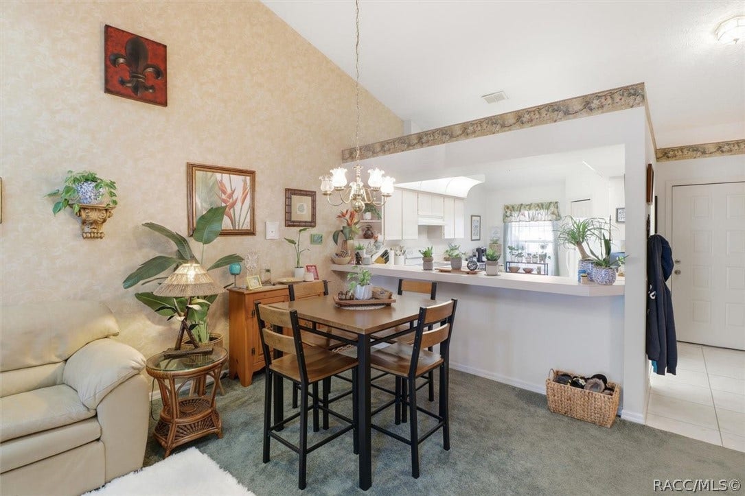 2052 Forest Drive, Inverness, FL 34453 Dining
