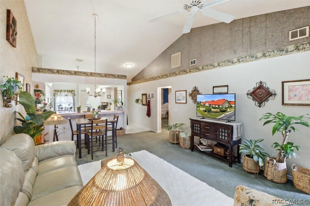 2052 Forest Drive, Inverness, FL 34453 Living