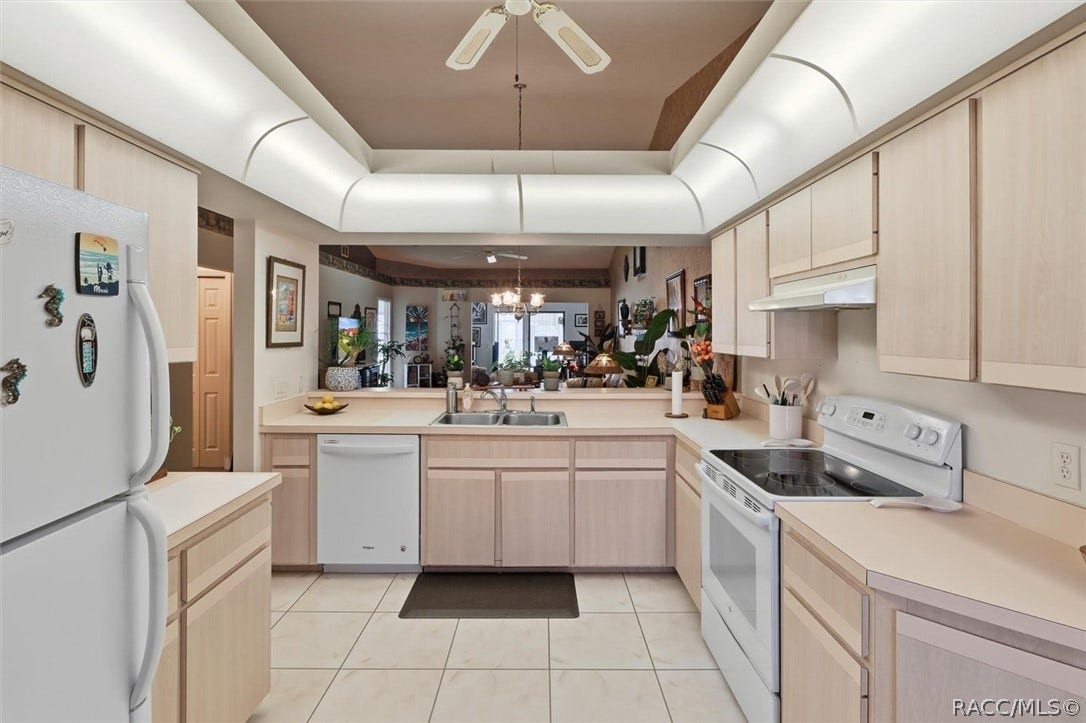 2052 Forest Drive, Inverness, FL 34453 Kitchen