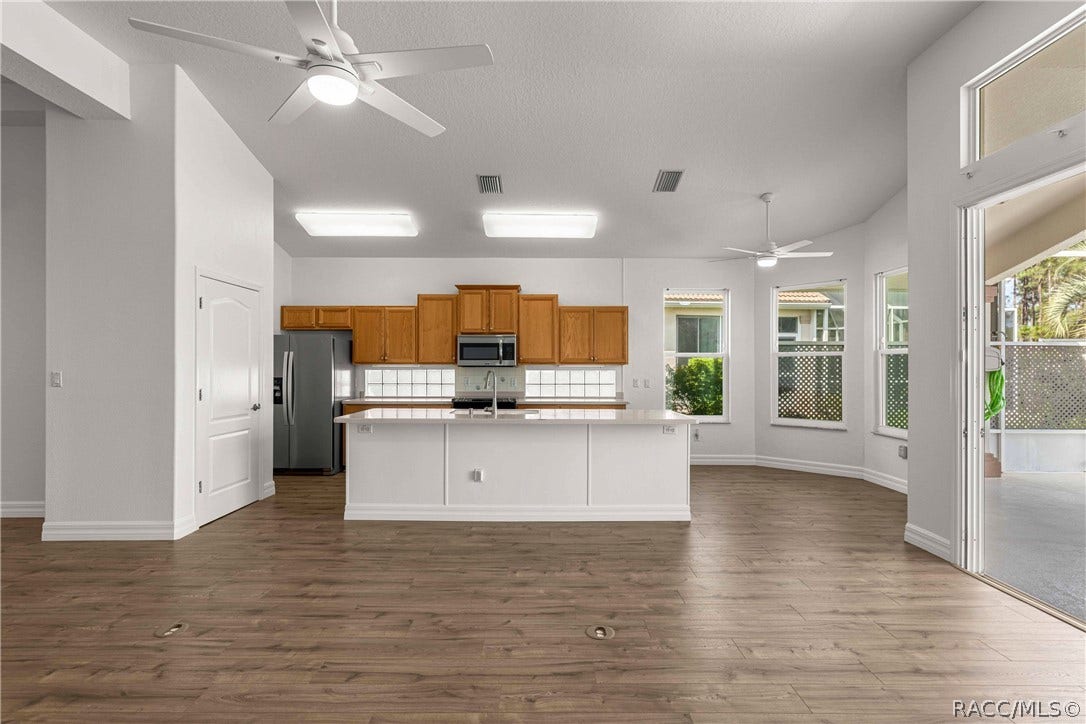 105 W Doerr Path, Hernando, FL 34442 105 W Doerr Path, Hernando, FL 34442