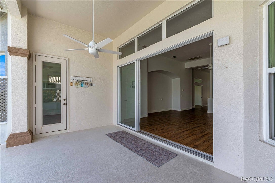 105 W Doerr Path, Hernando, FL 34442 105 W Doerr Path, Hernando, FL 34442
