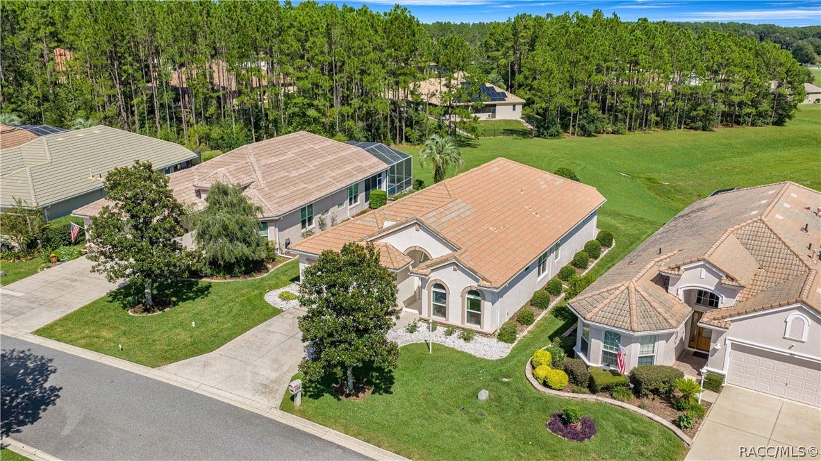105 W Doerr Path, Hernando, FL 34442 105 W Doerr Path, Hernando, FL 34442
