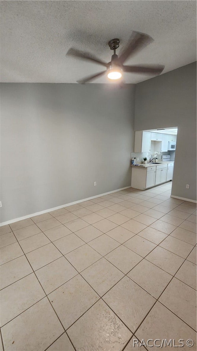 3950 N Huckleberry Point, Beverly Hills, FL 34465 3950 N Huckleberry Point, Beverly Hills, FL 34465