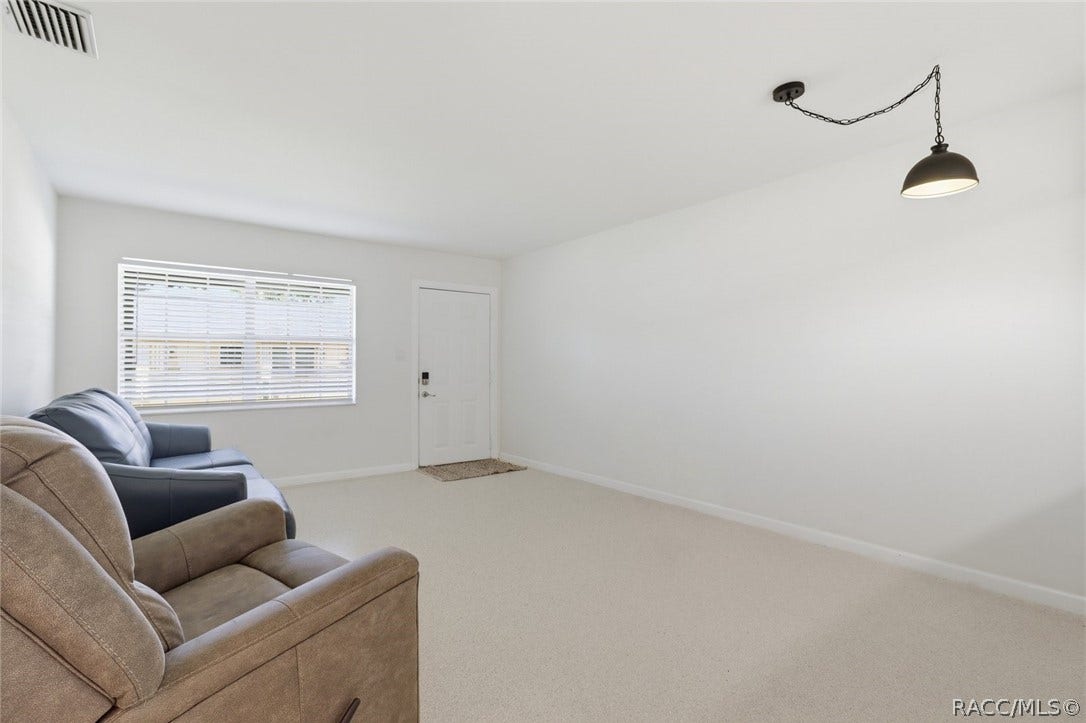 10 SE Kings Bay Drive, #9, Crystal River, FL 34429 10 SE Kings Bay Drive, #9, Crystal River, FL 34429