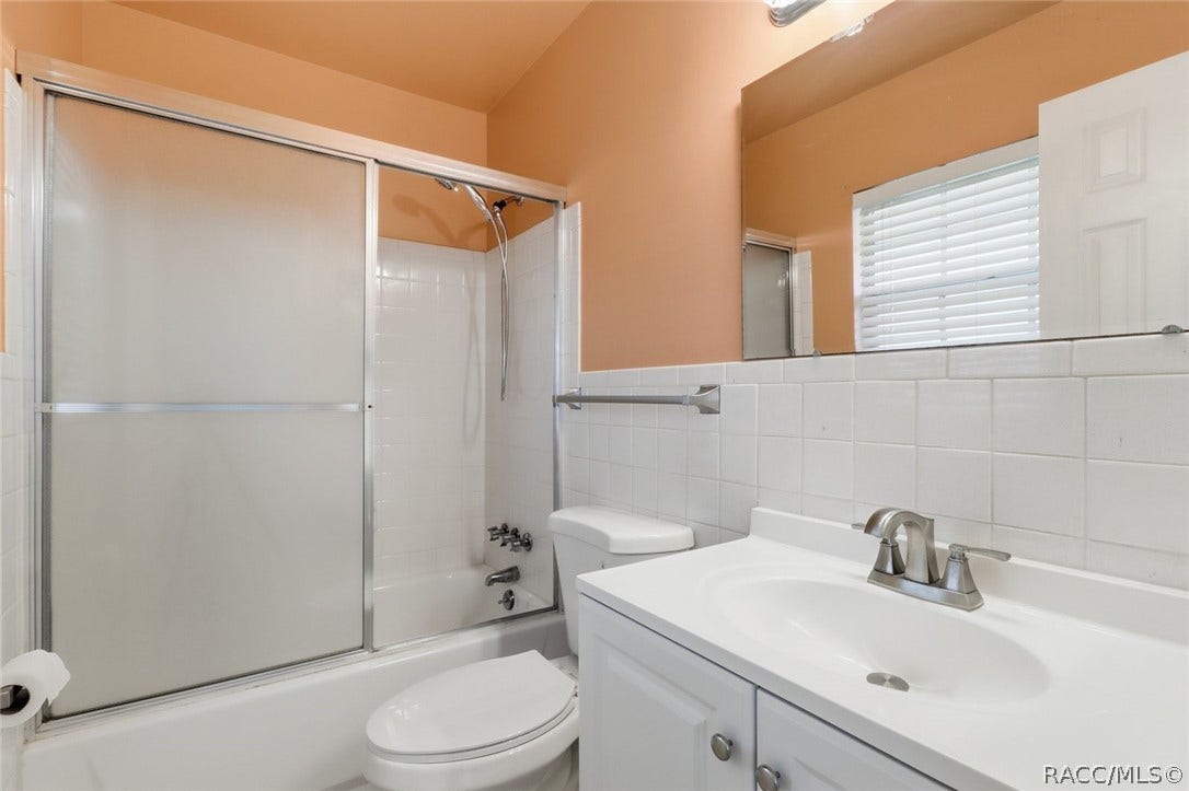 10 SE Kings Bay Drive, #9, Crystal River, FL 34429 10 SE Kings Bay Drive, #9, Crystal River, FL 34429