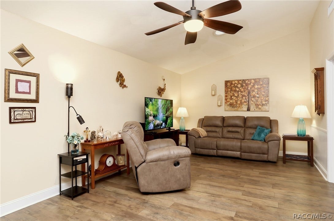 2328 N Hendry Point, Hernando, FL 34442
