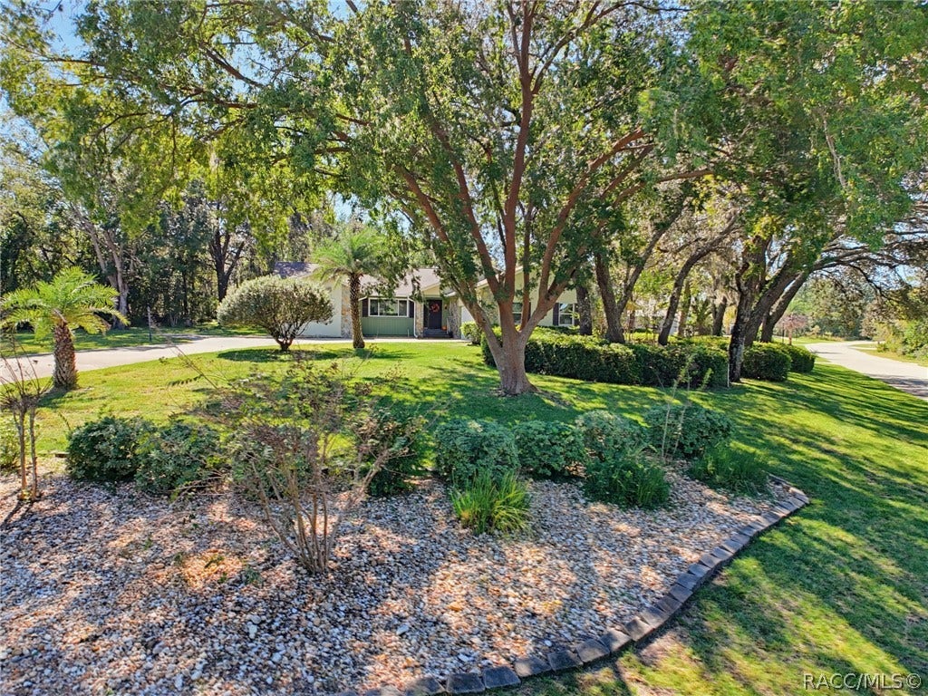 3 Village Center Drive, Homosassa, FL 34446 3 Village Center Drive, Homosassa, FL 34446