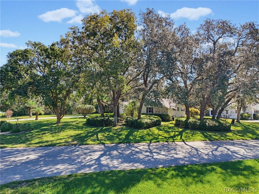 3 Village Center Drive, Homosassa, FL 34446 3 Village Center Drive, Homosassa, FL 34446