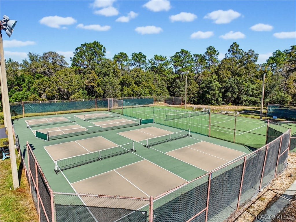 3 Village Center Drive, Homosassa, FL 34446 3 Village Center Drive, Homosassa, FL 34446