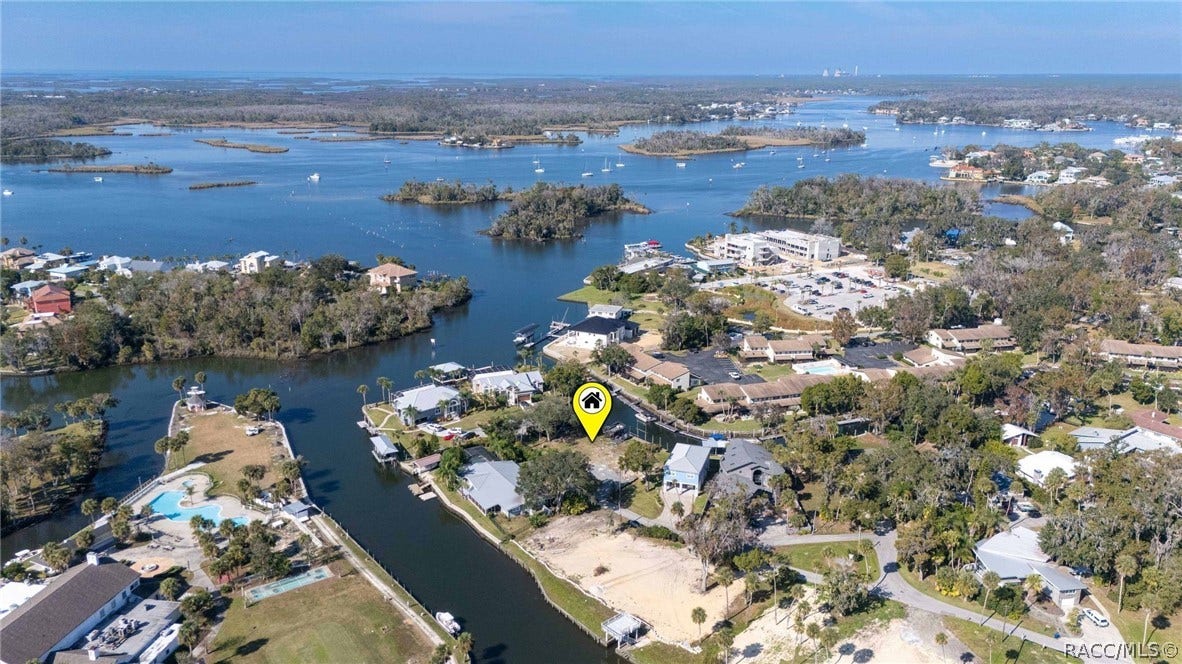 1924 SE 3rd Court, Crystal River, FL 34429