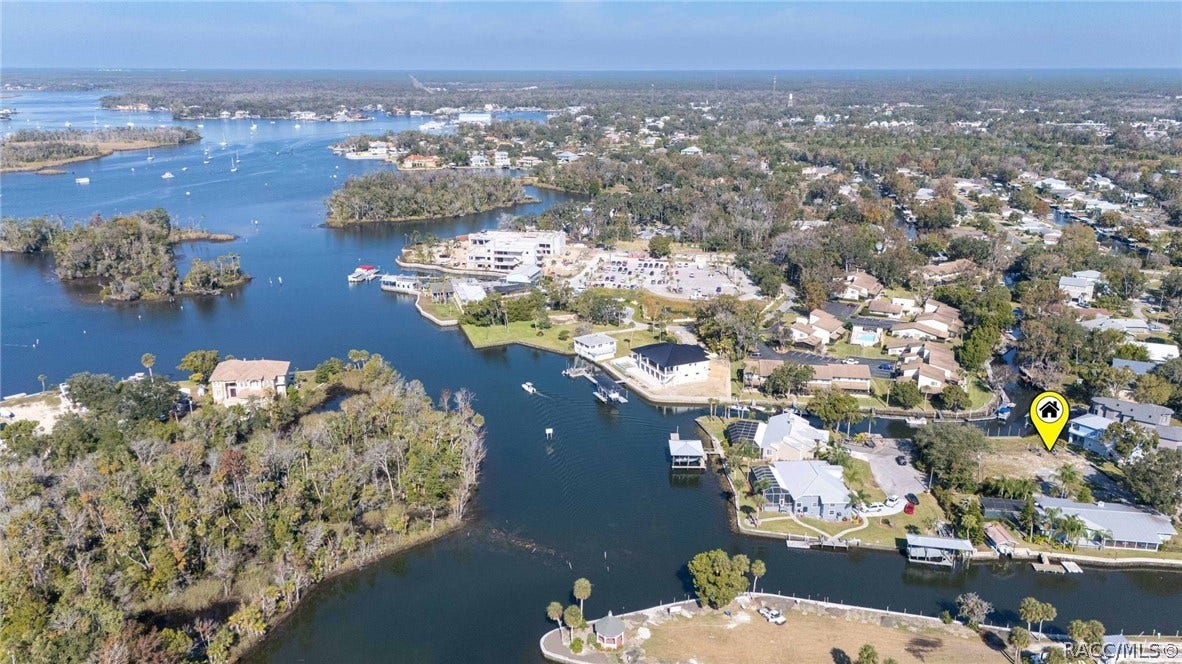 1924 SE 3rd Court, Crystal River, FL 34429