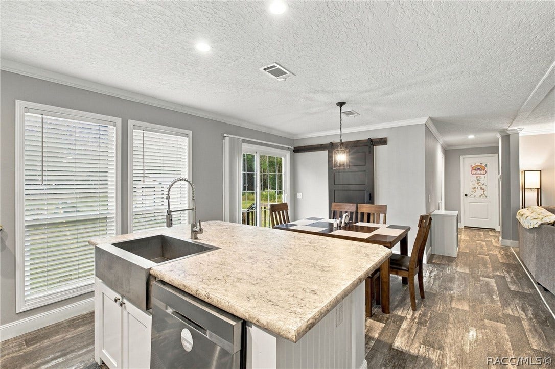 9900 W Pinespring Court, Crystal River, FL 34428 9900 W Pinespring Court, Crystal River, FL 34428