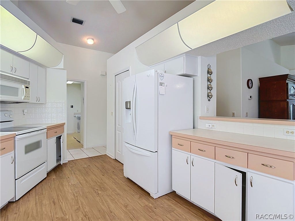 20 Bonnie Court S, Homosassa, FL 34446 20 Bonnie Court S, Homosassa, FL 34446