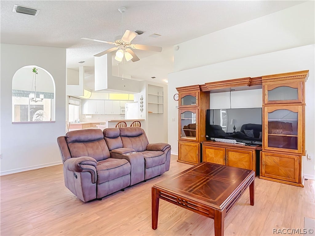 20 Bonnie Court S, Homosassa, FL 34446 20 Bonnie Court S, Homosassa, FL 34446