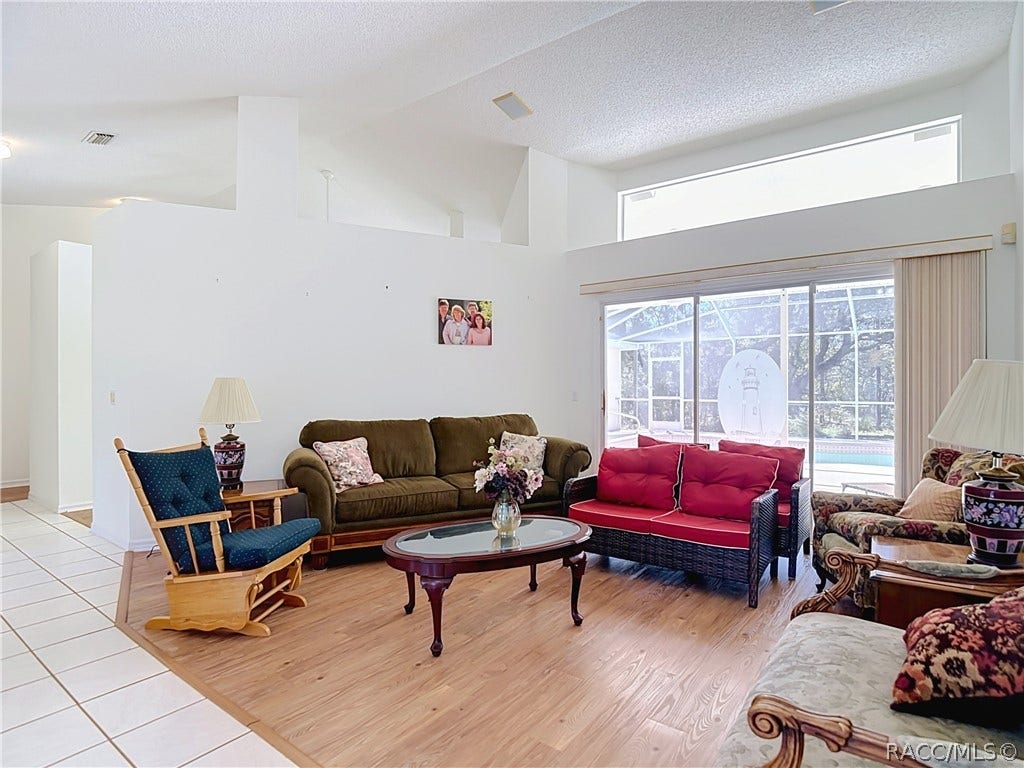 20 Bonnie Court S, Homosassa, FL 34446 20 Bonnie Court S, Homosassa, FL 34446