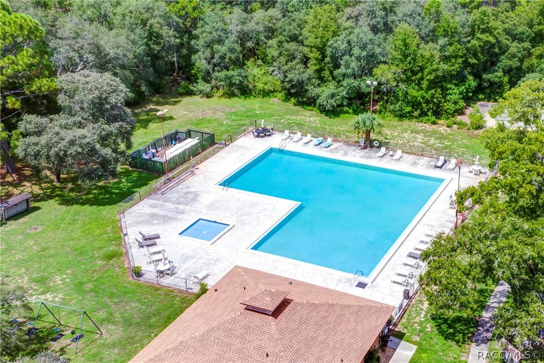 8 Pinewood Gardens, Homosassa, FL 34446 8 Pinewood Gardens, Homosassa, FL 34446