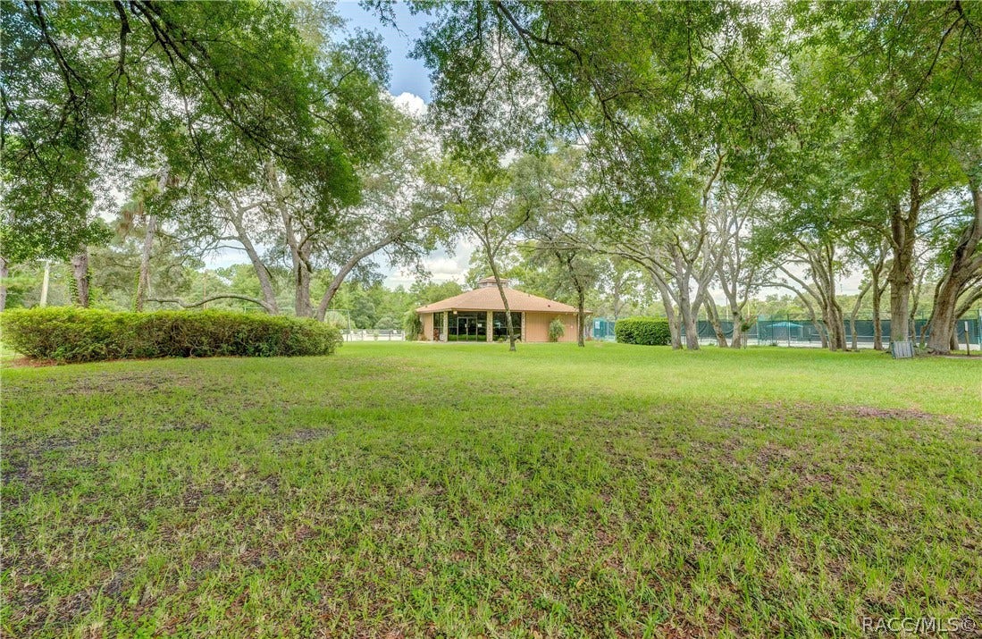 8 Pinewood Gardens, Homosassa, FL 34446 8 Pinewood Gardens, Homosassa, FL 34446