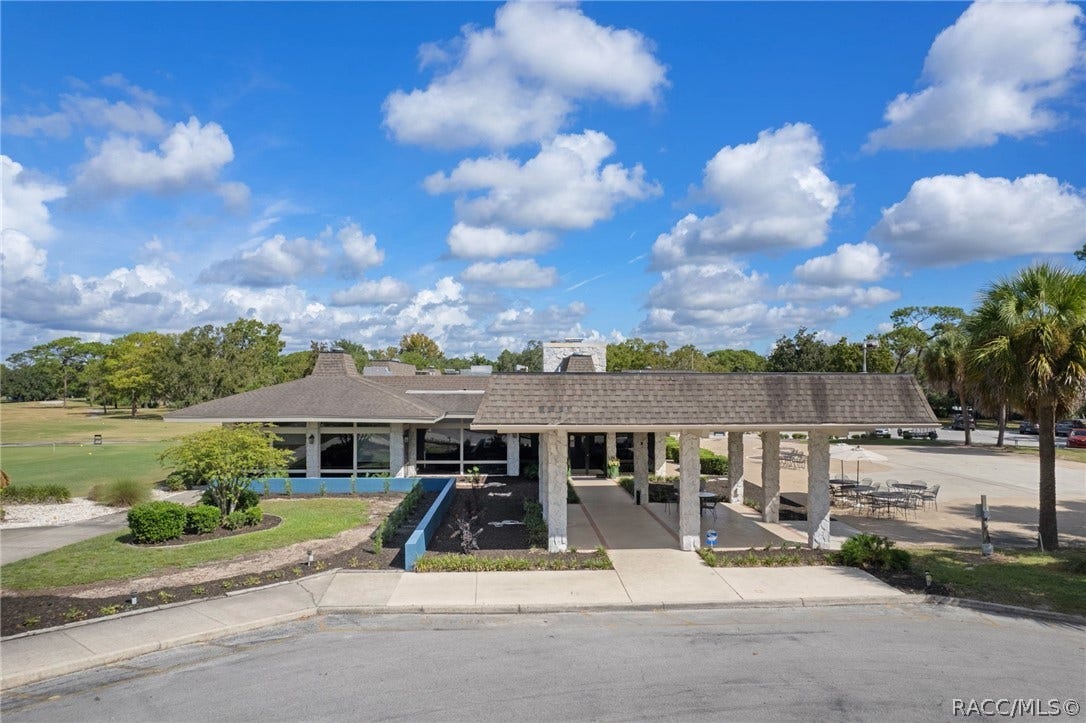 1 Salvia Court W, Homosassa, FL 34446 Sugarmill Woods Country Club