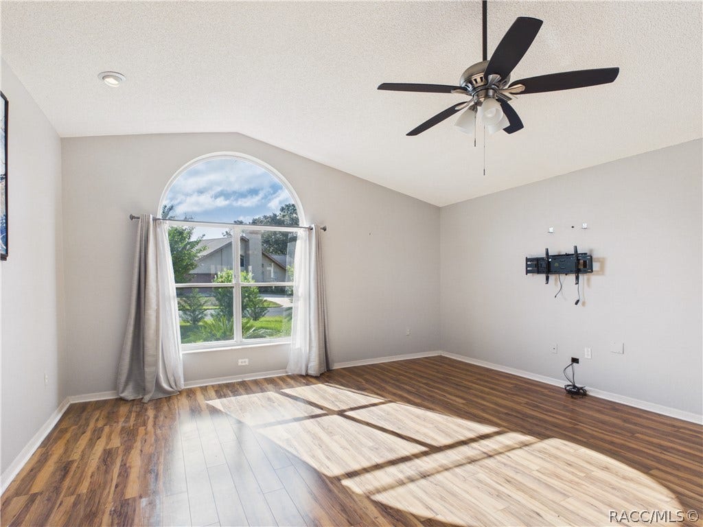 1 Salvia Court W, Homosassa, FL 34446 Family Room