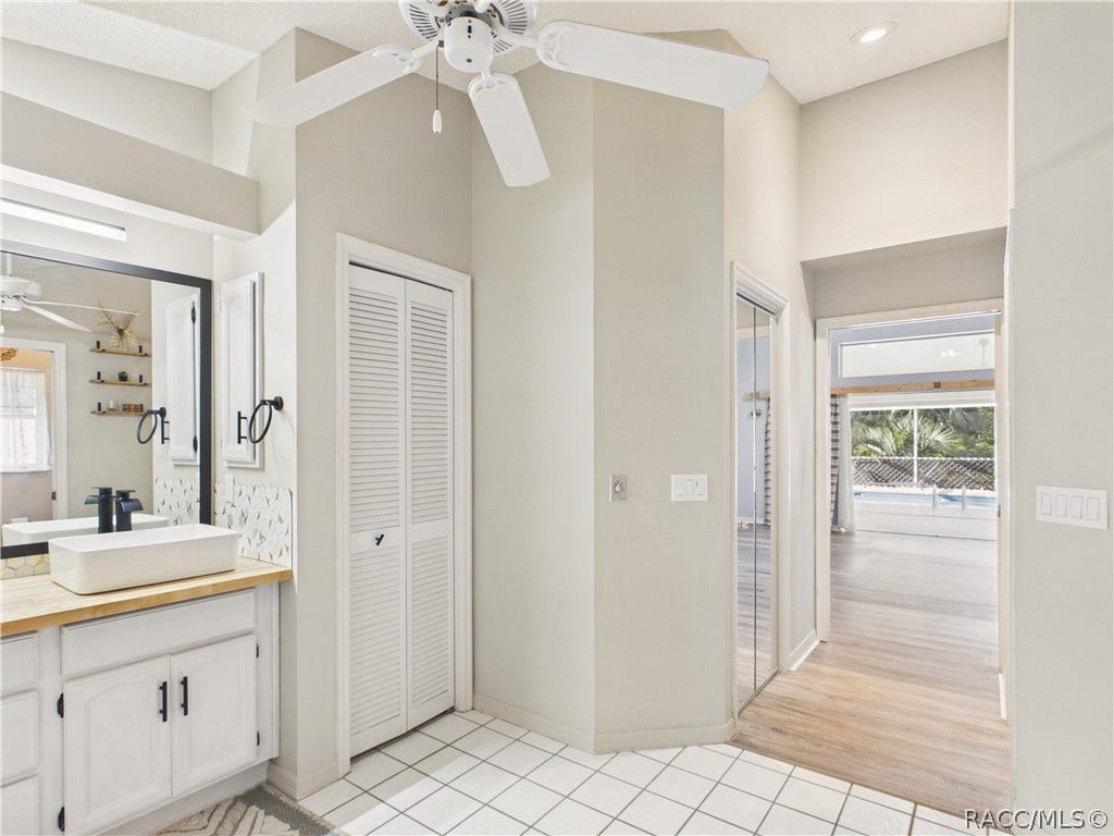 1 Salvia Court W, Homosassa, FL 34446 Ensuite
