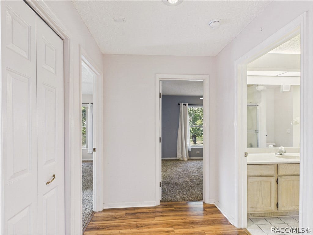 1 Salvia Court W, Homosassa, FL 34446 Hallway