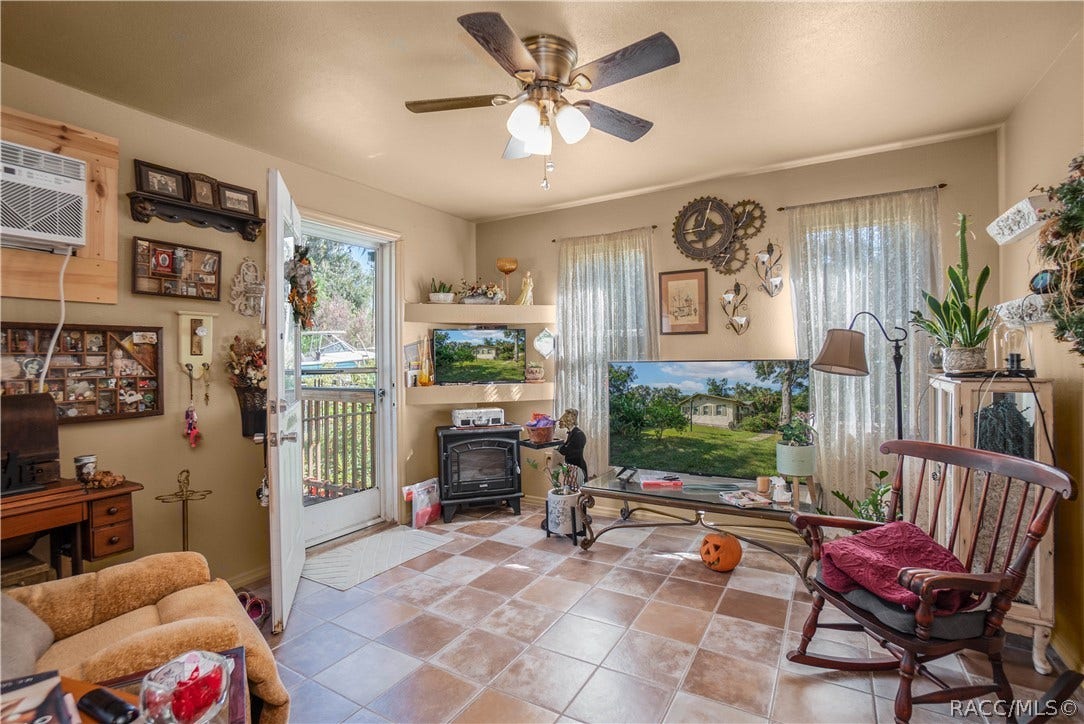 10425 E Pintail Drive, Floral City, FL 34436
