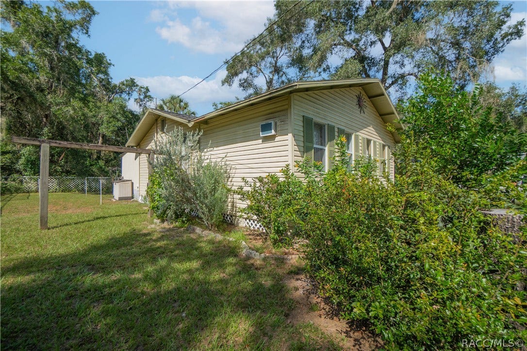 10425 E Pintail Drive, Floral City, FL 34436