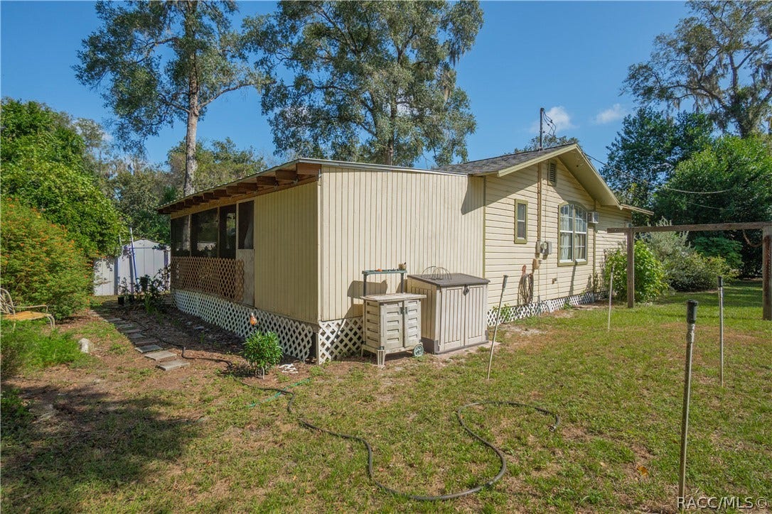 10425 E Pintail Drive, Floral City, FL 34436