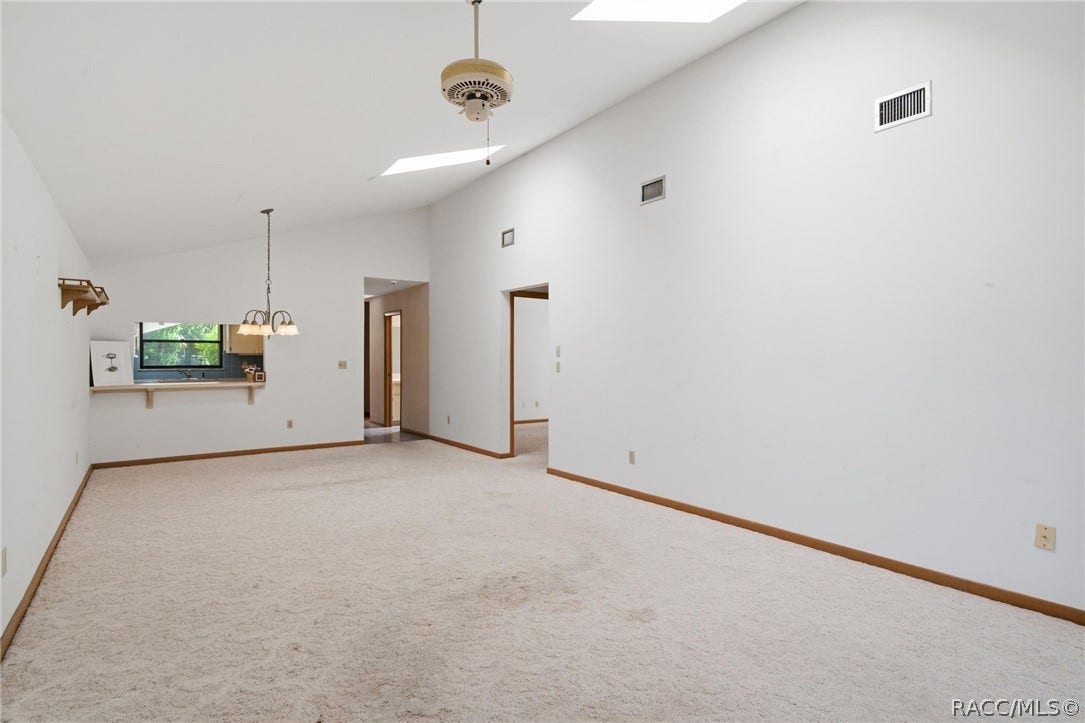 5222 S Riverview Circle, Homosassa, FL 34448