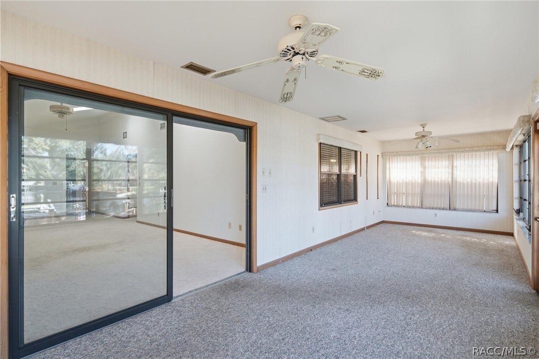 5222 S Riverview Circle, Homosassa, FL 34448