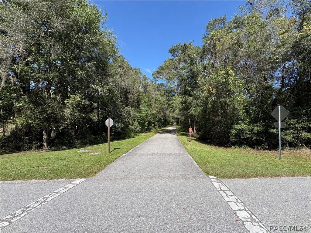 7951 E Partridge Lane, Floral City, FL 34436 7951 E Partridge Lane, Floral City, FL 34436
