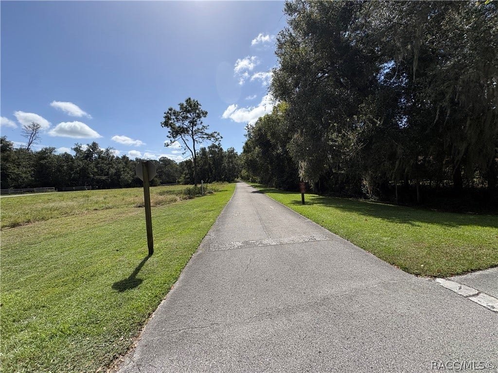 7951 E Partridge Lane, Floral City, FL 34436 46 mile bike trail