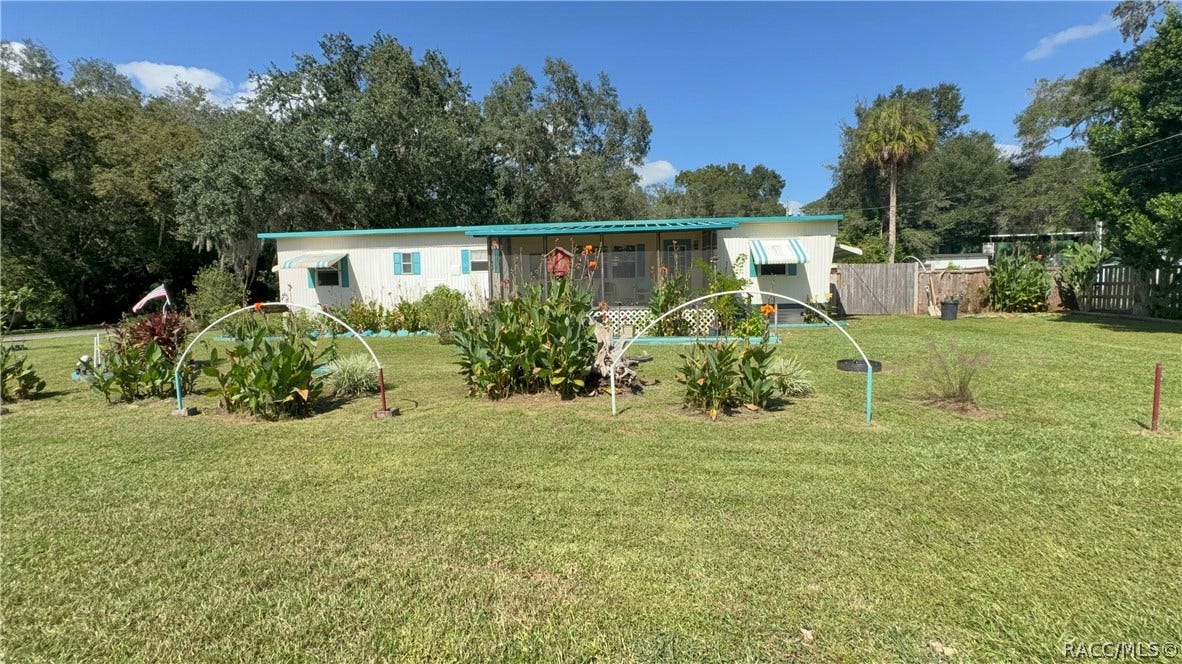 7951 E Partridge Lane, Floral City, FL 34436 7951 E Partridge Lane, Floral City, FL 34436