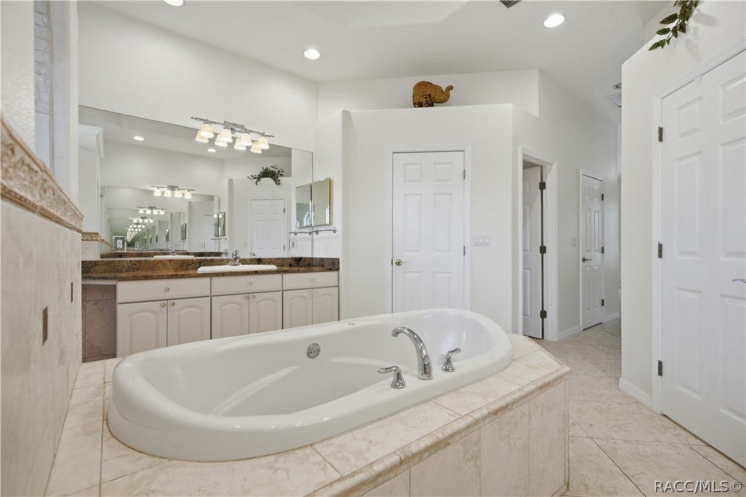 132 Linder Drive, Homosassa, FL 34446 132 Linder Drive, Homosassa, FL 34446