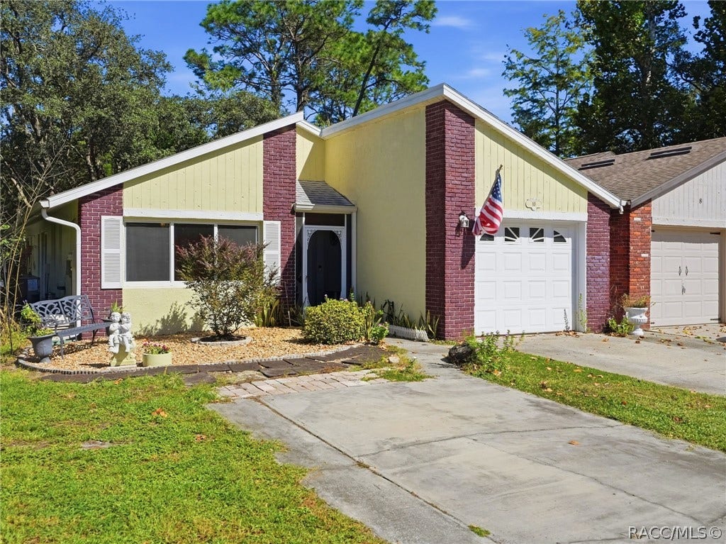 10 Chinaberry Circle, Homosassa, FL 34446 10 Chinaberry Circle, Homosassa, FL 34446
