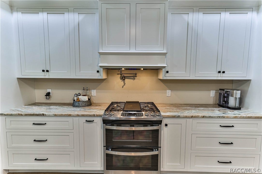 2170 W TALL OAKS Drive, Beverly Hills, FL 34464