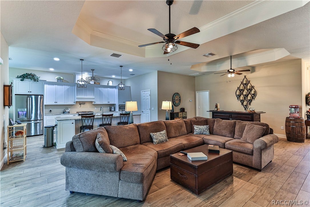 2170 W TALL OAKS Drive, Beverly Hills, FL 34464