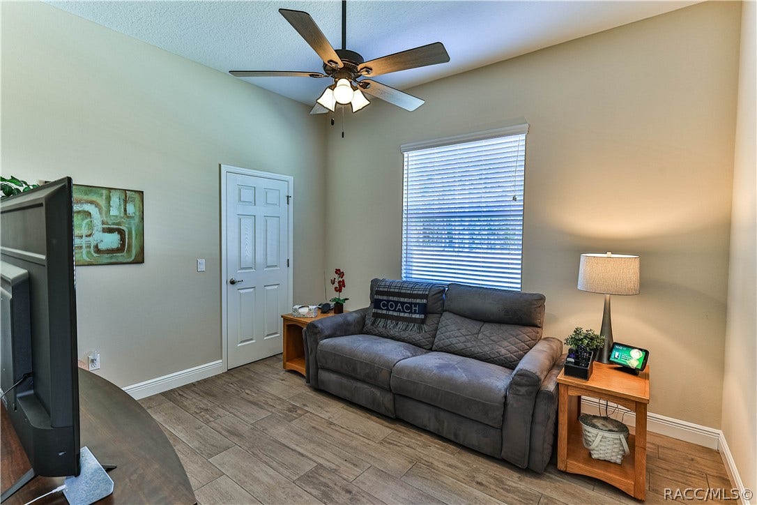 2170 W TALL OAKS Drive, Beverly Hills, FL 34464