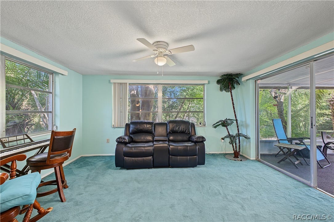 8511 Sunflower Lane, Hudson, FL 34667 8511 Sunflower Lane, Hudson, FL 34667