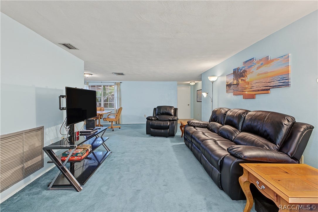 8511 Sunflower Lane, Hudson, FL 34667 8511 Sunflower Lane, Hudson, FL 34667