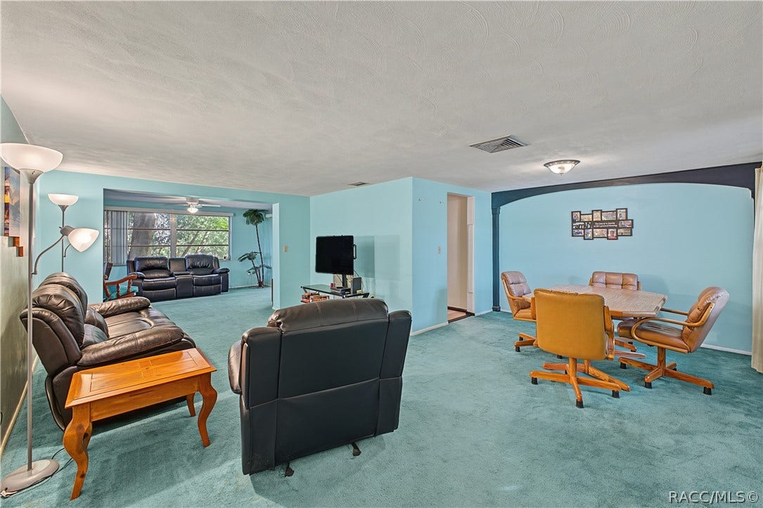 8511 Sunflower Lane, Hudson, FL 34667 8511 Sunflower Lane, Hudson, FL 34667