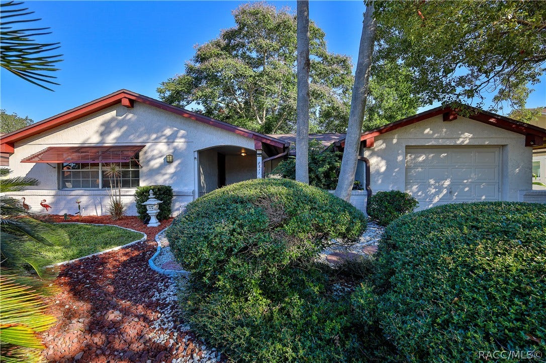 8511 Sunflower Lane, Hudson, FL 34667 8511 Sunflower Lane, Hudson, FL 34667