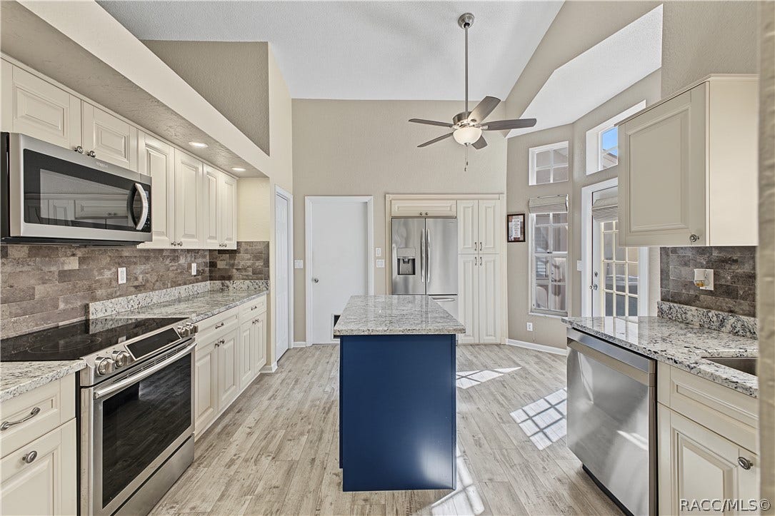 9475 Mississippi Run, Spring Hill, FL 34613 9475 Mississippi Run, Spring Hill, FL 34613