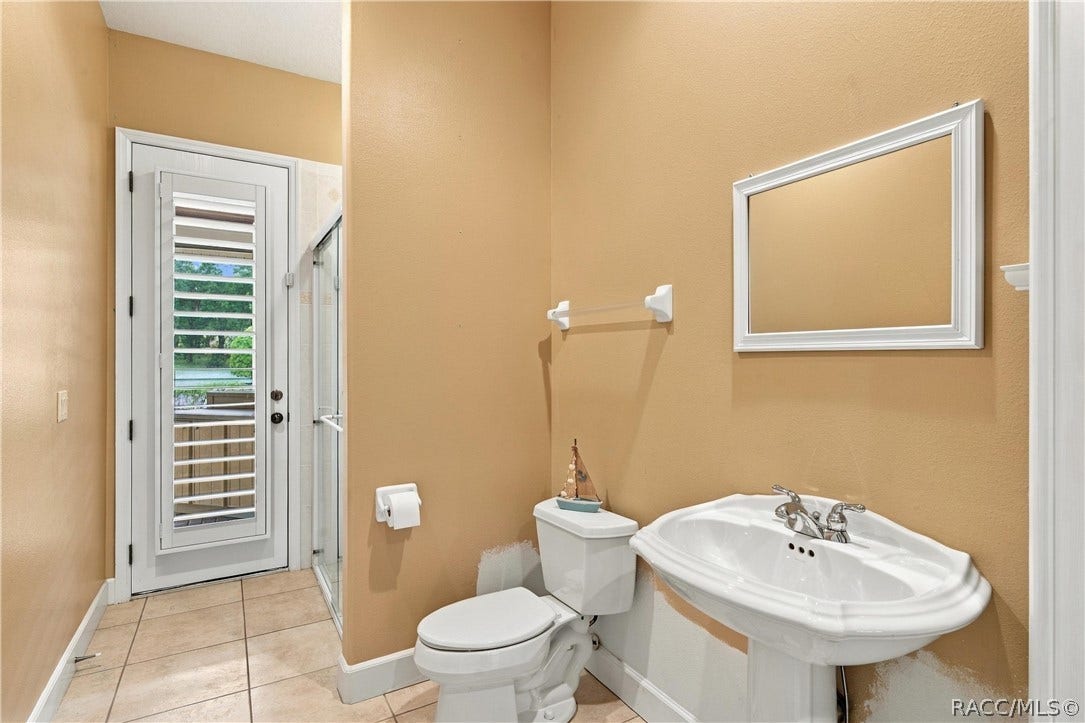 4605 N Pine Valley Loop, Lecanto, FL 34461 Pool/Guest bathroom