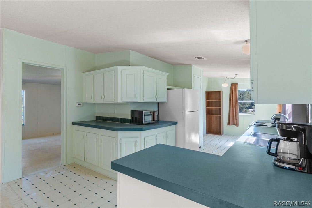 2260 E Shales Court, Hernando, FL 34442 2260 E Shales Court, Hernando, FL 34442